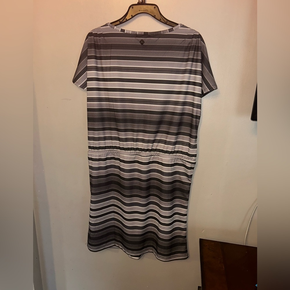 Prana Dress - “Lindy” gray/white/black striped 100% recycled material NWT - Picture 6 of 11